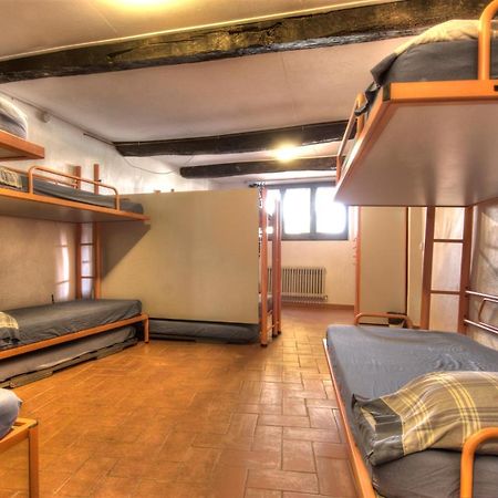 Mas Pages Hostel Sant Esteve De Guialbes Bagian luar foto