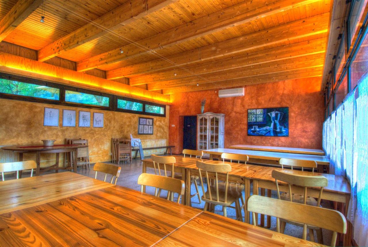 Mas Pages Hostel Sant Esteve De Guialbes Bagian luar foto