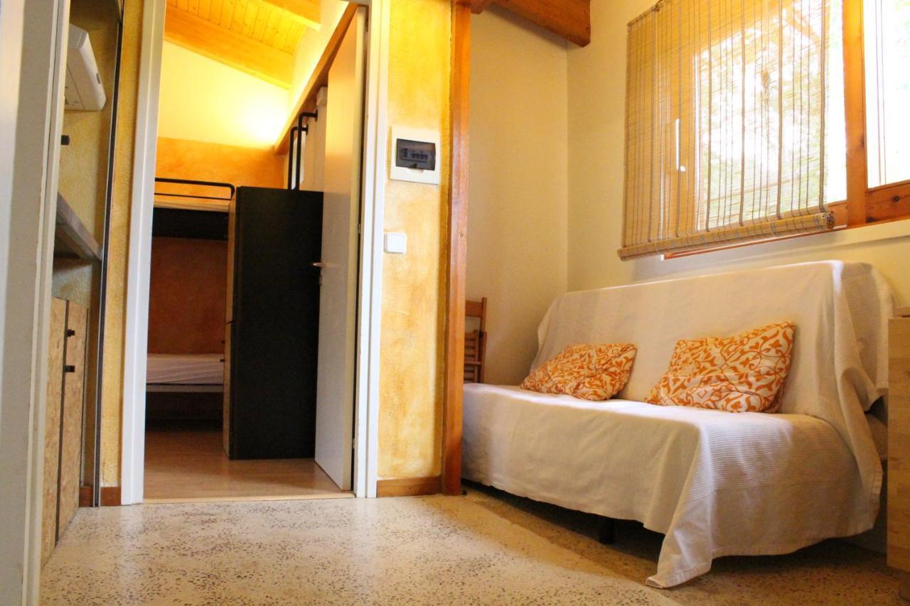 Mas Pages Hostel Sant Esteve De Guialbes Bagian luar foto